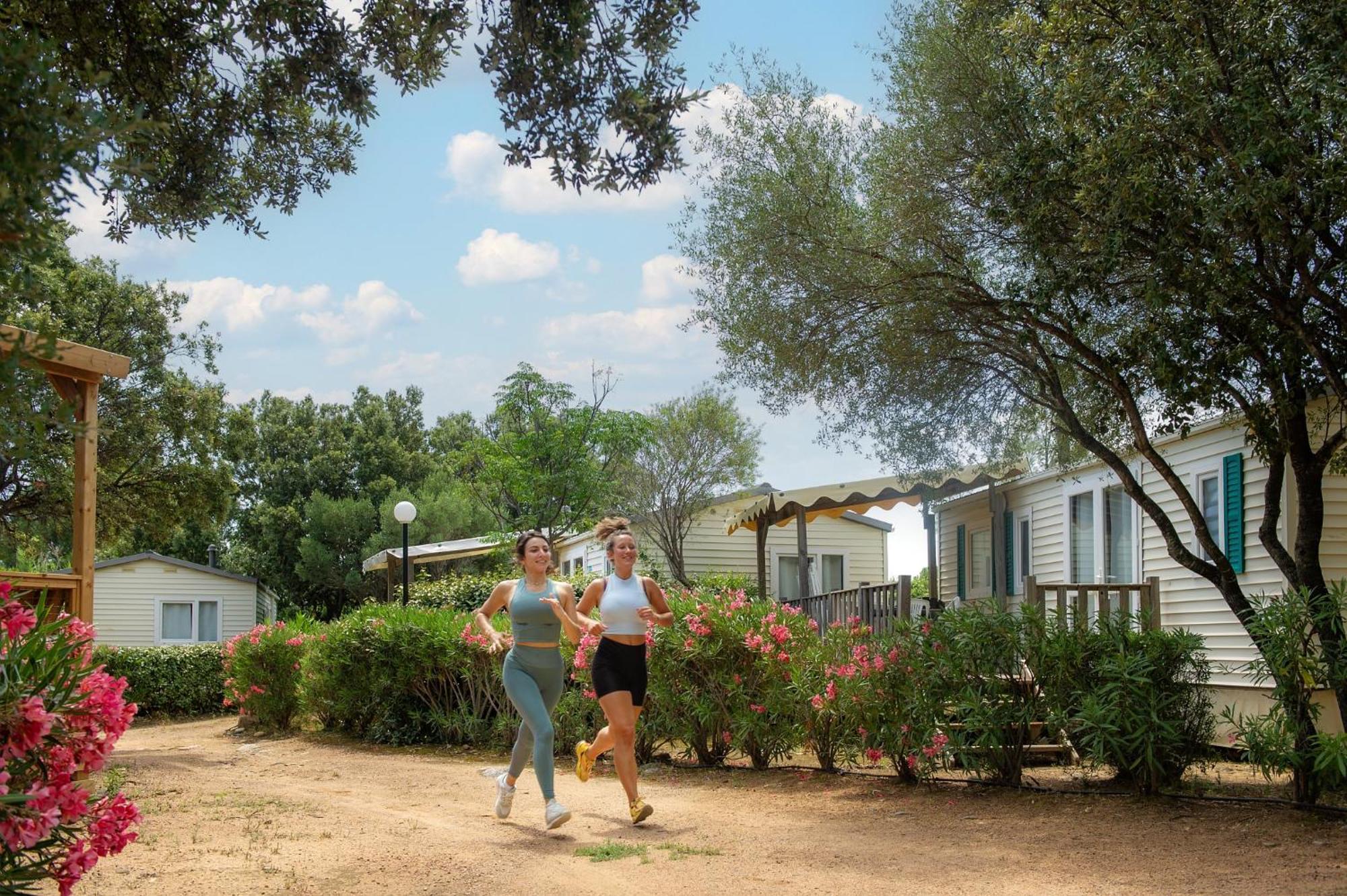 Camping Acqua E Sole Sainte-Lucie de Porto-Vecchio Ngoại thất bức ảnh